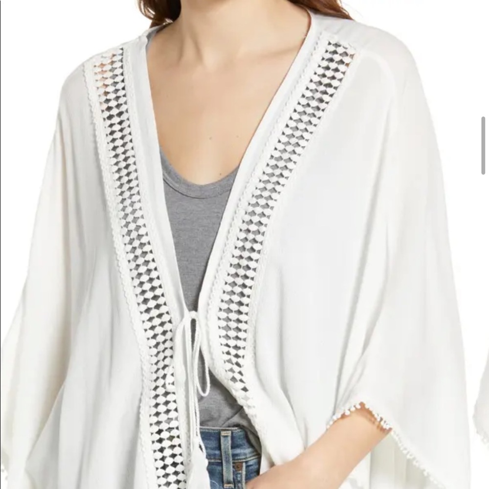 Treasure & Bond lace trim kimono